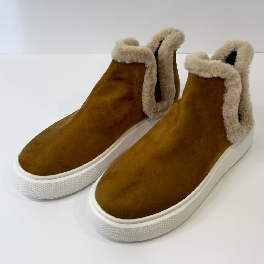 Nine West Tan Suede Fur-Lined Flats